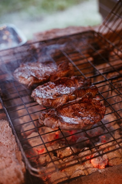 炭火烤肉